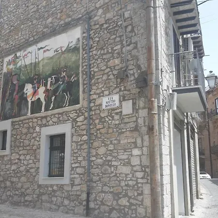 La Casa Del Custode Дом отдыха Caccamo